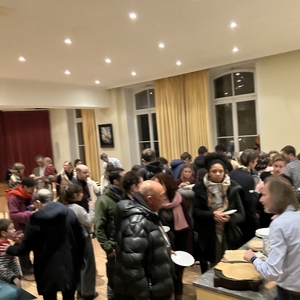 La soirée s'est prolongée à la salle de paroisse Image - IMG_0136.jpg